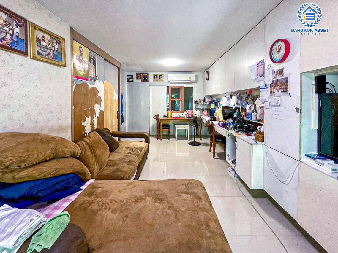 *****ทาวน์เฮ้าส์มือสองปทุมธานี โครงการ ศุภาลัย โนโววิลล์ คลอง5 หลังมุม! เนื้อที่กว้างเกือบ 32 ตร.ว. ฟังก์ชัน 4 ห้องนอน 2 ห้องน้ำ ต่อเติมแล้ว พร้อมเฟอร์นิเจอร์บิ้วอินท์ บนทำเลแห่งการเดินทาง เชื่อมต่อถนนลำลูกกา, ถนนหทัยราษฎร์ ใกล้รถไฟฟ้าสายสีเขียว "สถานีคูคต" จองเลย!