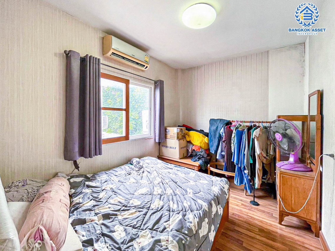 *****ทาวน์เฮ้าส์มือสองปทุมธานี โครงการ ศุภาลัย โนโววิลล์ คลอง5 หลังมุม! เนื้อที่กว้างเกือบ 32 ตร.ว. ฟังก์ชัน 4 ห้องนอน 2 ห้องน้ำ ต่อเติมแล้ว พร้อมเฟอร์นิเจอร์บิ้วอินท์ บนทำเลแห่งการเดินทาง เชื่อมต่อถนนลำลูกกา, ถนนหทัยราษฎร์ ใกล้รถไฟฟ้าสายสีเขียว "สถานีคูคต" จองเลย!