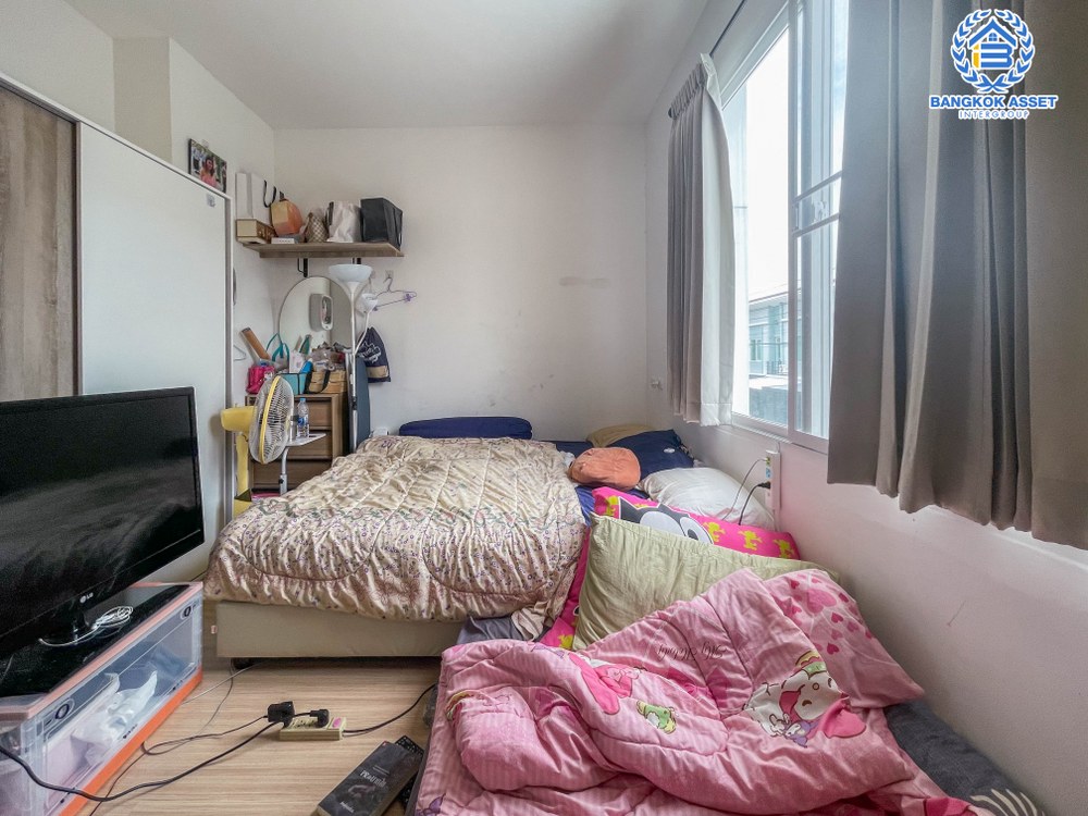 *****ทาวน์เฮ้าส์มือสอง โครงการ กัสโต้ทาวน์โฮม วงแหวน-พระราม5 หลังมุม เนื้อที่ 25.2 ตร.ว. ฟังก์ชัน 3 ห้องนอน 2 ห้องน้ำ 2 ที่จอดรถ บ้านราคาดีที่สุดในโครงการ บรรยากาศเป็นส่วนตัว บนทำเลเดินทางสะดวก เพียง 15 นาทีก็ถึงรถไฟฟ้าสายสีม่วง "สถานีตลาดบางใหญ่"