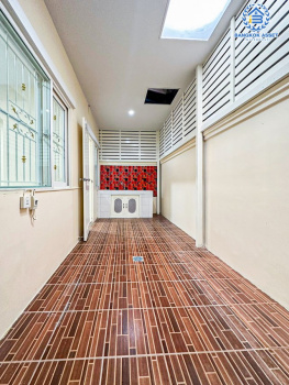 *****ทาวน์เฮ้าส์มือสองกรุงเทพมหานคร โครงการ เดอะคอนเนค7/1 ดอนเมือง-วิภาวดี เนื้อที่กว้าง 21.4 ตร.ว. ฟังก์ชัน 3 ห้องนอน 2 ห้องน้ำ 2 ที่จอดรถ บ้านสภาพดี พร้อมอยู่ บนทำเลเดินทางสะดวก ใกล้รถไฟฟ้าสายสีแดง "สถานีดอนเมือง" และจุดขึ้นทางด่วน "อุตราภิมุข" จองเลย!