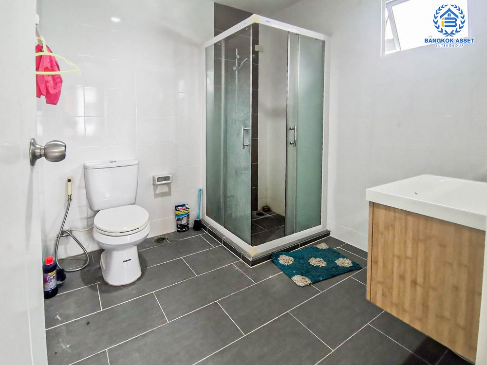 *****บ้านเดี่ยวมือสอง โครงการ เดอะ แพลนท์ แจ้งวัฒนะ-ราชพฤกษ์  เนื้อที่กว้าง 58.3 ตร.ว. ฟังก์ชัน 3 ห้องนอน 2 ห้องน้ำ 2 ที่จอดรถ สภาพพร้อมอยู่ บรรยากาศเป็นส่วนตัว แถมฟรี! เครื่องปรับอากาศ บนทำเลเดินทางสะดวก เชื่อมต่อถนน345 ถนนชัยพฤกษ์ ถนนราชพฤกษ์ และจุดขึ้นทางด่วน "แจ้งวัฒนะ"