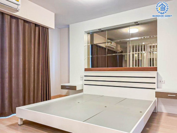 *****ทาวน์โฮม 3 ชั้นมือสอง โครงการ เดอะคอนเนค23 รัตนาธิเบศร์17 หลังมุม เนื้อที่ 21.4 ตร.ว. ฟังก์ชัน 3 ห้องนอน 2 ห้องน้ำ 2 ที่จอดรถ บ้านสภาพดีพร้อมเฟอร์นิเจอร์บิ้วอินท์ ตกแต่งเรียบหรูดูโมเดิร์น พร้อมเข้าอยู่ บนทำเลเดินทางสะดวก เชื่อมต่อถนนรัตนาธิเบศร์ ถนนงามวงศ์วาน ใกล้รถไฟฟ้าสายสีม่วง "สถานีบางกระสอ" จองเลย!