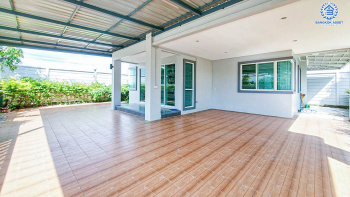 *****บ้านเดี่ยวมือสองนนทบุรี โครงการ ชวนชมพาร์ค2 บางกรวย-ไทรน้อย หลังมุม! เนื้อที่กว้างถึง 71.6 ตร.ว. ฟังก์ชัน 4 ห้องนอน 3 ห้องน้ำ 2 ที่จอดรถ บ้านสวย พร้อมเข้าอยู่ บนทำเลแห่งการเดินทาง เชื่อมต่อถนนบางกรวย-กรุงเทพ, ถนนกาญจนาภิเษก ใกล้ทางด่วน "แจ้งวัฒนะ"