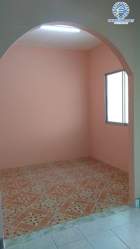 *****อาคารพาณิชย์มือสองนนทบุรี โครงการ ขวัญเจริญแลนด์ บางกรวย-ไทรน้อย เนื้อที่ 18.1 ตร.ว. ฟังก์ชัน 3 ห้องนอน 3 ห้องน้ำ 1 ที่จอดรถ อาคารพาณิชย์เปิดกิจการได้ บนทำเลเชื่อมต่อถนนราชพฤกษ์, ถนนรัตนาธิเบศร์ ใกล้จุดขึ้นทางด่วน "ศรีรัช" และรถไฟฟ้าสายสีม่วง "สถานีบางพลี" เพียง 15 นาทีเท่านั้น !!