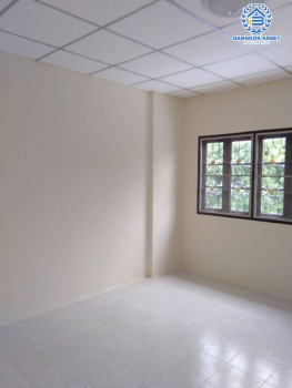 *****อาคารพาณิชย์มือสองนนทบุรี โครงการ ขวัญเจริญแลนด์ บางกรวย-ไทรน้อย เนื้อที่ 18.1 ตร.ว. ฟังก์ชัน 3 ห้องนอน 3 ห้องน้ำ 1 ที่จอดรถ อาคารพาณิชย์เปิดกิจการได้ บนทำเลเชื่อมต่อถนนราชพฤกษ์, ถนนรัตนาธิเบศร์ ใกล้จุดขึ้นทางด่วน "ศรีรัช" และรถไฟฟ้าสายสีม่วง "สถานีบางพลี" เพียง 15 นาทีเท่านั้น !!