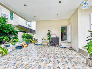 *****บ้านเดี่ยวมือสอง โครงการ พัฒนาสิริ เดอะไพร์ด ลำลูกกา-คลอง2 เนื้อที่ 51.40 ตร.ว. ฟังก์ชัน 4 ห้องนอน 3 ห้องน้ำ 2 ที่จอดรถ บ้านสภาพสวย พร้อมเข้าอยู่ บนทำเลดี เชื่อมต่อถนนเลียบคลอง2 ถนนหทัยราษฎร์ ถนนปัญญาอินทรา ใกล้รถไฟฟ้าสายสีเขียว "สถานีคูคต" และจุดขึ้นทางด่วน "จตุโชติ"