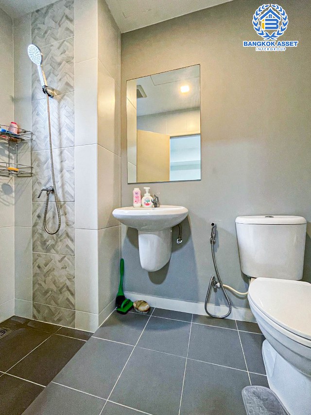 *****ทาวน์เฮ้าส์มือสองกรุงเทพมหานคร โครงการ พลีโน่ พระราม9-กรุงเทพกรีฑา2 เนื้อที่เกือบ 19 ตร.ว. ฟังก์ชัน 3 ห้องนอน 2 ห้องน้ำ 1 ที่จอดรถ บ้านสภาพดี แถมฟรี! 4 เครื่องปรับอากาศ 2 เครื่องทำน้ำอุ่น ฯลฯ บนทำเลเชื่อมต่อถนนรามคำแหง, ถนนกรุงเทพกรีฑา ใกล้จุดขึ้นทางด่วน "วงแหวนกาญจนาภิเษก"