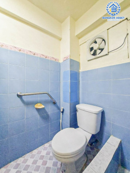 *****บ้านมือสอง ตึกเเถวเเยกท่านา เพชรเกษม เนื้อที่กว้าง 18.50 ตร.ว. ฟังก์ชัน 3 ห้องนอน 3 ห้องน้ำ 1 ที่จอดรถ บ้านสภาพดี พร้อมเข้าอยู่ บนทำเลเดนทางสะดวก เชื่อมต่อถนนสุขาภิบาล6 ทางหลวง3233 ซอยกัญจพัฒน์  ใกล้เทสโก้ โลตัส นครชัยศรี จองเลย!