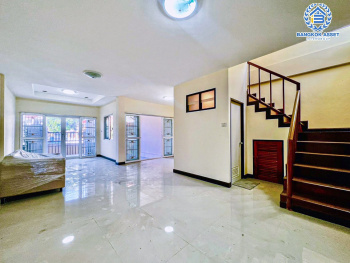 *****ทาวน์เฮ้าส์มือสองนนทบุรี หมู่บ้าน บิวตี้เฮ้าส์4 กาญจนาภิเษก เนื้อที่กว้าง 21 ตร.ว. ฟังก์ชัน 3 ห้องนอน 2 ห้องน้ำ 1 ที่จอดรถ บ้านพร้อมอยู่ แถมฟรี! ปั๊มน้ำ, แทงค์น้ำ โซฟา และตู้เย็น บนทำเลแห่งการเดินทาง เชื่อมต่อถนนกาญจนาภิเษก ใกล้จุดขึ้นทางด่วน "ศรีรัช" จองเลย!