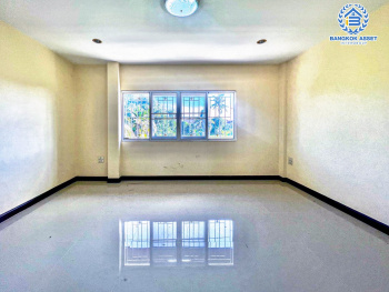 *****ทาวน์เฮ้าส์มือสองนนทบุรี หมู่บ้าน บิวตี้เฮ้าส์4 กาญจนาภิเษก เนื้อที่กว้าง 21 ตร.ว. ฟังก์ชัน 3 ห้องนอน 2 ห้องน้ำ 1 ที่จอดรถ บ้านพร้อมอยู่ แถมฟรี! ปั๊มน้ำ, แทงค์น้ำ โซฟา และตู้เย็น บนทำเลแห่งการเดินทาง เชื่อมต่อถนนกาญจนาภิเษก ใกล้จุดขึ้นทางด่วน "ศรีรัช" จองเลย!