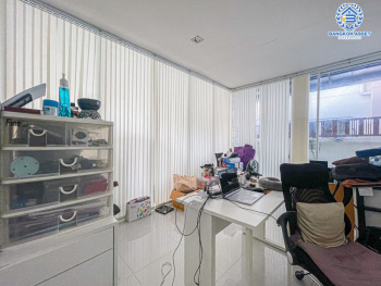 *****บ้านเดี่ยวมือสอง โครงการ ศิขรินทร์ ปิ่นเกล้า-สิรินธร เนื้อที่ 59.10 ตร.ว. ฟังก์ชัน 3 ห้องนอน 2 ห้องน้ำ 2 ที่จอดรถ บ้านเดี่ยวหลังใหญ่พร้อมอยู่ ถูกที่สุดในโครงการ! บนทำเลเดินทางสะดวก เชื่อมต่อถนนบางกรวย-ไทรน้อย ใกล้รถไฟฟ้าสายสีแดง "สถานีบางบำหรุ" และจุดขึ้นทางพิเศษประจิมรัถยา