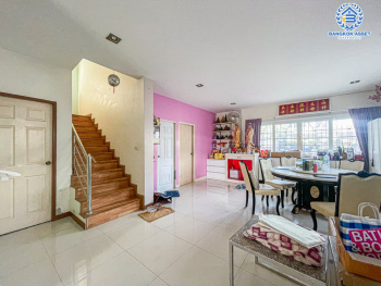 *****บ้านเดี่ยวมือสอง โครงการ ศิขรินทร์ ปิ่นเกล้า-สิรินธร เนื้อที่ 59.10 ตร.ว. ฟังก์ชัน 3 ห้องนอน 2 ห้องน้ำ 2 ที่จอดรถ บ้านเดี่ยวหลังใหญ่พร้อมอยู่ ถูกที่สุดในโครงการ! บนทำเลเดินทางสะดวก เชื่อมต่อถนนบางกรวย-ไทรน้อย ใกล้รถไฟฟ้าสายสีแดง "สถานีบางบำหรุ" และจุดขึ้นทางพิเศษประจิมรัถยา