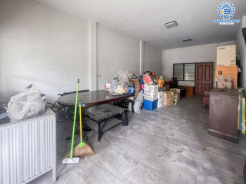 *****ทาวน์โฮม 3 ชั้น มือสอง โครงการ พิบูลย์การ์เด้นวิลล์ พิบูลย์สงคราม16 เนื้อที่เกือบ 36 ตร.ว. ฟังก์ชัน 4 ห้องนอน 5 ห้องน้ำ จอดรถได้ 1 คัน ตั้งบนสุดยอดทำเล เชื่อมถนนพิบูลย์สงคราม, วงศ์สว่าง, นครอินทร์ และติวานนท์ ใกล้รถไฟฟ้าสายสีม่วง "สถานีแยกติวานนท์" และจุดขึ้นทางด่วน "ศรีรัช-วงแหวนรอบนอก" จองเลย!