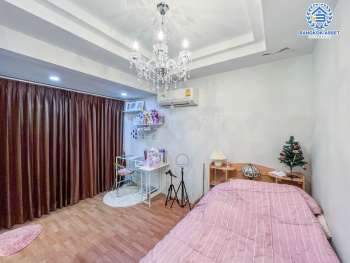 *****ทาวน์เฮ้าส์มือสองนนทบุรี หมู่บ้าน บ้านบัวทอง บางใหญ่-กาญจนาภิเษก เนื้อที่มากถึง 20 ตร.ว. ฟังก์ชัน 3 ห้องนอน 2 ห้องน้ำ 1 ที่จอดรถ บนทำเลเยี่ยม เพียง 300 เมตรก็ถึงรถไฟฟ้าสายสีม่วง "สถานีคลองบางไผ่" และยังใกล้ทางด่วน "ศรีรัช" ในราคาคุ้มสุดในย่านนี้!