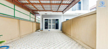 *****ทาวน์เฮ้าส์มือสองสมุทรปราการ หมู่บ้าน ซอยสุนทรศาลทูล2 กาญจนาภิเษก เนื้อที่กว้างมากถึง 27.5 ตร.ว. ฟังก์ชัน 2 ห้องนอน 2 ห้องน้ำ 1 ที่จอดรถ บ้านสภาพพร้อมอยู่ แถมฟรี! 1 เครื่องปรับอากาศ และปั๊มน้ำ บนทำเลดี ใกล้รถไฟฟ้าสายสีเขียว "สถานีช้างเอราวัณ" และจุดขึ้นทางด่วน "เทพารักษ์" และ "ช้างสามเศียร"