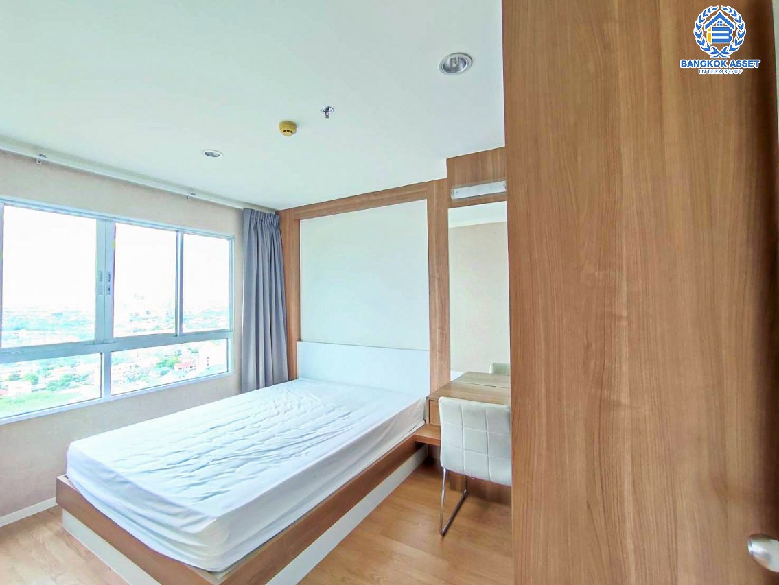 *****คอนโดมิเนียมมือสองกรุงเทพฯ โครงการ ลุมพินีวิลล์ ประชาชื่น-พงษ์เพชร2 ห้องมุม! เนื้อที่กว้าง 31.02 ตร.ม. ฟังก์ชัน 1 ห้องนอน 1 ห้องน้ำ 1 ที่จอดรถ ห้องวิวสวย แถมฟรี! 2 เครื่องปรับอากาศ 1 เครื่องทำน้ำอุ่น ทำเลใกล้รถไฟฟ้า 2 สาย สีม่วง "สถานีศูนย์ราชการนนทบุรี", สีแดง "สถานีบางเขน"และทางด่วน "ประชาชื่น"