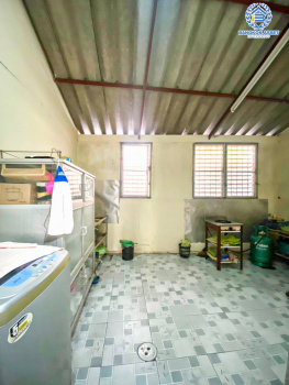 *****ทาวน์เฮ้าส์มือสองนนทบุรี หมู่บ้าน บุษชาติ บางกรวย-ไทรน้อย เนื้อที่กว้าง 21 ตร.ว. ฟังก์ชัน 3 ห้องนอน 2 ห้องน้ำ 1 ที่จอดรถ แถมฟรี! 1 เครื่องปรับอากาศ บนทำเลเดินทางสะดวก เชื่อมต่อ ถนนบางกรวย-ไทรน้อย, ถนนรัตนาธิเบศร์, ถนนราชพฤกษ์ เพียง 10 นาทีก็ถึงใกล้รถไฟฟ้าสายสีม่วง "สถานีบางพลู"