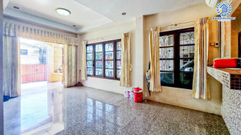 *****บ้านเดี่ยวมือสอง ซอยทรัพย์บุญชัย28 กาญจนาภิเษก เนื้อที่กว้าง 148.80 ตร.ว. ฟังก์ชัน 6 ห้องนอน 5 ห้องน้ำ 4 ที่จอดรถ บ้านหลังใหญ่พื้นที่กว้างขวาง ตอบโจทย์ครอบครัวใหญ่ บนทำเลเดินทางเข้า-ออกในเมืองสะดวก เชื่อมต่อถนนเทพารักษ์ ถนนสุขุมวิท ถนนศรีนครินทร์ ใกล้จุดขึ้นทางด่วนบางพลีสุขสวัสดิ์