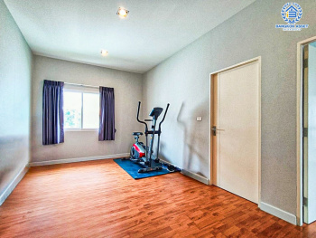 *****บ้านเดี่ยวมือสองกรุงเทพมหานคร โครงการ เดอะแกรนด์ ปิ่นเกล้า เนื้อที่กว้างขวางเกือบ 102 ตร.ว. ฟังก์ชัน 4 ห้องนอน 4 ห้องน้ำ 2 ที่จอดรถ บ้านสภาพสวย บนทำเลแห่งการเดินทาง เชื่อมต่อถนนบรมราชชนนี, ถนนพุทธมณฑลสาย 3 ใกล้จุดขึ้นทางด่วน "ศรีรัช"