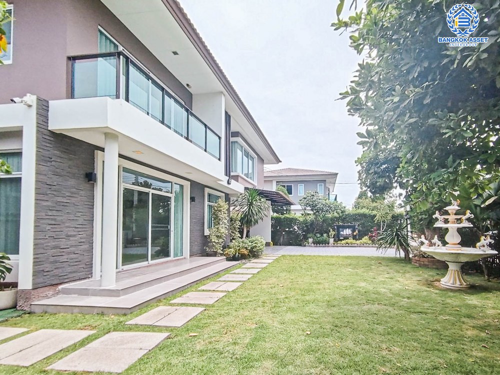 *****บ้านเดี่ยวมือสอง โครงการ คาซ่าวิลล์ ราชพฤกษ์-แจ้งวัฒนะ หลังมุม เนื้อที่กว่า 142.20 ตร.ว. ฟังก์ชัน 5 ห้องนอน 6 ห้องน้ำ จอดรถได้ 4 คัน ภายในสภาพใหม่มาก โครงการตั้งบนทำเลเดินทางสะดวก ติดถนนราชพฤกษ์ ใกล้โครงการรถไฟฟ้าสายสีม่วง "สถานีท่าอิฐ" และทางด่วน "แจ้งวัฒนะ"