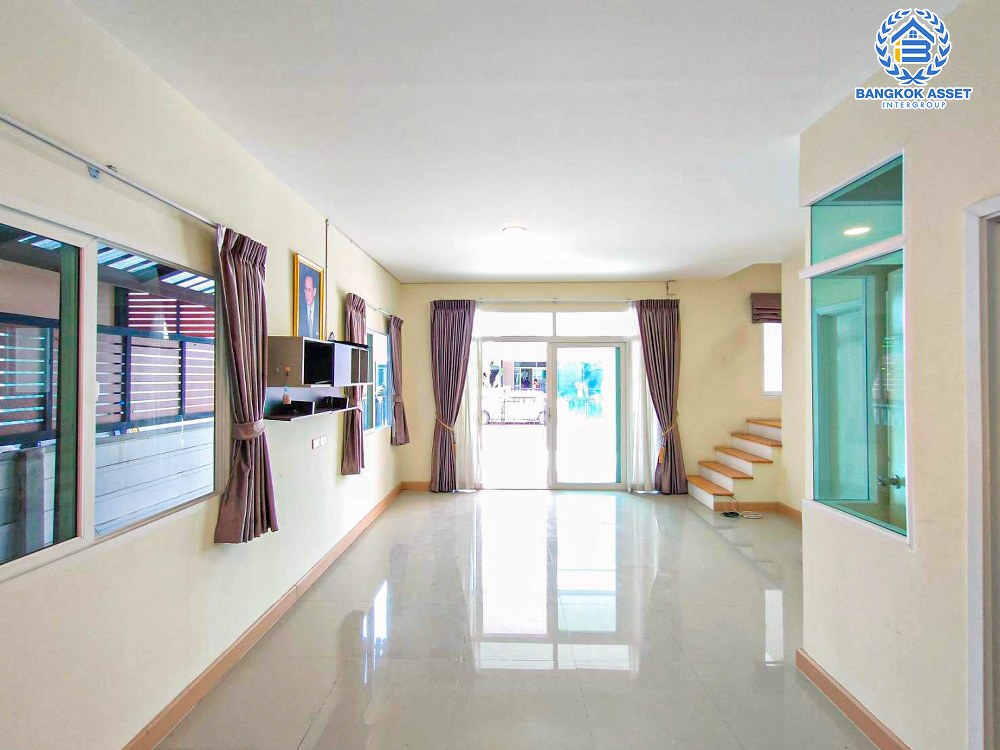 *****ทาวน์เฮ้าส์มือสอง โครงการ กัสโต้ เพชรเกษม-ทวีวัฒนา เนื้อที่ 28.80 ตร.ว. ฟังก์ชัน 4 ห้องนอน 3 ห้องน้ำ 2 ที่จอดรถ ภายในสภาพดีเยี่ยม ข้างบ้านมีพื้นที่ โครงการตั้งบนทำเลเชื่อมต่อถนนเลียบคลองทวีวัฒนา ถนนเพชรเกษม ถนนพุทธมณฑลสาย3 ถนนบรมราชชนนี จองด่วน!