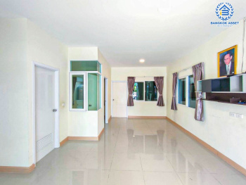 *****ทาวน์เฮ้าส์มือสอง โครงการ กัสโต้ เพชรเกษม-ทวีวัฒนา เนื้อที่ 28.80 ตร.ว. ฟังก์ชัน 4 ห้องนอน 3 ห้องน้ำ 2 ที่จอดรถ ภายในสภาพดีเยี่ยม ข้างบ้านมีพื้นที่ โครงการตั้งบนทำเลเชื่อมต่อถนนเลียบคลองทวีวัฒนา ถนนเพชรเกษม ถนนพุทธมณฑลสาย3 ถนนบรมราชชนนี จองด่วน!