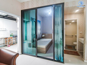 *****ทาวน์เฮ้าส์มือสองกรุงเทพมหานคร โครงการ พฤกษาวิลล์85 เลียบคลองทวีวัฒนา เนื้อที่เกือบ 19 ตร.ว. ฟังก์ชัน 3 ห้องนอน 2 ห้องน้ำ 1 ที่จอดรถ บ้านสภาพพร้อมอยู่ บนทำเลเดินทางสะดวก เชื่อมต่อถนนพุทธมณฑลสาย3 และสาย2 ใกล้รถไฟฟ้าสายสีน้ำเงิน "สถานีหลักสอง"