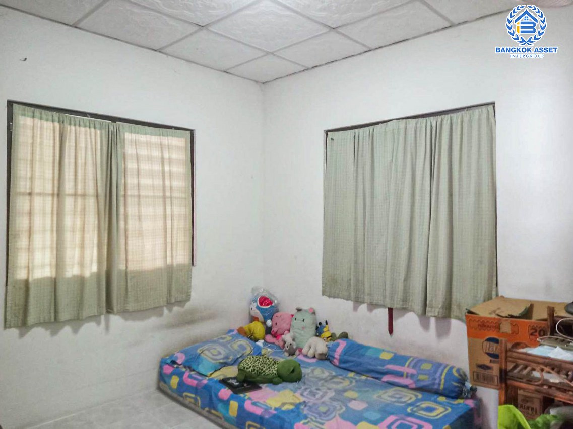 *****ทาวน์เฮ้าส์มือสองนนทบุรี หมู่บ้าน ตะวันงาม กาญจนาภิเษก หลังมุม! เนื้อที่กว้างเกือบ 24 ตร.ว. ฟังก์ชัน 2 ห้องนอน 1 ห้องน้ำ 1 ที่จอดรถ บนทำเลแห่งการเดินทาง เชื่อมต่อถนนบางกรวย-ไทรน้อย, ถนนกาญจนาภิเษก ใกล้ทางด่วน "ศรีรัช" ในราคาถูกสุดในย่านนี้!