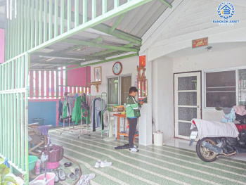 *****ทาวน์เฮ้าส์มือสองนนทบุรี หมู่บ้าน ตะวันงาม กาญจนาภิเษก หลังมุม! เนื้อที่กว้างเกือบ 24 ตร.ว. ฟังก์ชัน 2 ห้องนอน 1 ห้องน้ำ 1 ที่จอดรถ บนทำเลแห่งการเดินทาง เชื่อมต่อถนนบางกรวย-ไทรน้อย, ถนนกาญจนาภิเษก ใกล้ทางด่วน "ศรีรัช" ในราคาถูกสุดในย่านนี้!