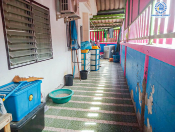 *****ทาวน์เฮ้าส์มือสองนนทบุรี หมู่บ้าน ตะวันงาม กาญจนาภิเษก หลังมุม! เนื้อที่กว้างเกือบ 24 ตร.ว. ฟังก์ชัน 2 ห้องนอน 1 ห้องน้ำ 1 ที่จอดรถ บนทำเลแห่งการเดินทาง เชื่อมต่อถนนบางกรวย-ไทรน้อย, ถนนกาญจนาภิเษก ใกล้ทางด่วน "ศรีรัช" ในราคาถูกสุดในย่านนี้!