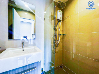 คอนโดมิเนียมมือสอง โครงการ IDEO MOBI บางซื่อ พื้นที่ใช้สอยกว้าง 21.99 ตร.ม. ฟังก์ชัน 1 ห้องนอน 1 ห้องน้ำ 1 ที่จอดรถ ห้องมุมสภาพใหม่ ฟรี! เฟอร์นิเจอร์ พร้อมเข้าอยู่ บนทำเลดี เชื่อมต่อถนนประชาชื่น ถนนประชาราษฎร์สาย2 ใกล้รถไฟฟ้าสายสีม่วง "สถานีเตาปูน" และจุดขึ้นทางด่วน "ศรีรัช"