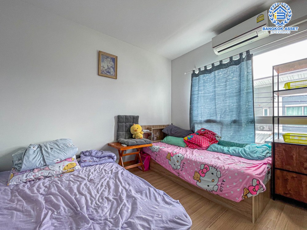 *****ทาวน์เฮ้าส์มือสอง โครงการ คาซ่าวอเตอร์ไซด์ พระราม5  เนื้อที่ 16 ตร.ว. ฟังก์ชัน 3 ห้องนอน 2 ห้องน้ำ บ้านกว้างขวาง ออกแบบสไตล์โมเดิร์น โครงการบรรยากาศริมน้ำ พร้อมเข้าอยู่ได้ทันที เชื่อมต่อถนนราชพฤกษ์ บนทำเลแห่งการเดินทาง ใกล้โครงการรถไฟฟ้าสายสีม่วง "สถานีแยกติวานนท์"