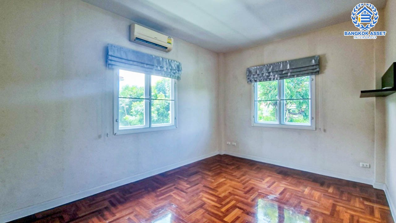 *****บ้านเดี่ยวมือสองนนทบุรี โครงการ เพอร์เฟคมาสเตอร์พีช รัตนาธิเบศร์ หลังมุม! เนื้อที่กว้างขวางถึง 106.7 ตร.ว. ฟังก์ชัน 5 ห้องนอน 5 ห้องน้ำ 2 ที่จอดรถ บ้านสภาพสวย พร้อมอยู่ บนทำเลใกล้รถไฟฟ้าสายสีม่วง "สถานีไทรม้า" เพียง 6 นาทีเท่านั้น เชื่อมต่อ ถนนรัตนาธิเบศร์ ใกล้จุดขึ้นทางด่วน "งามวงศ์วาน"