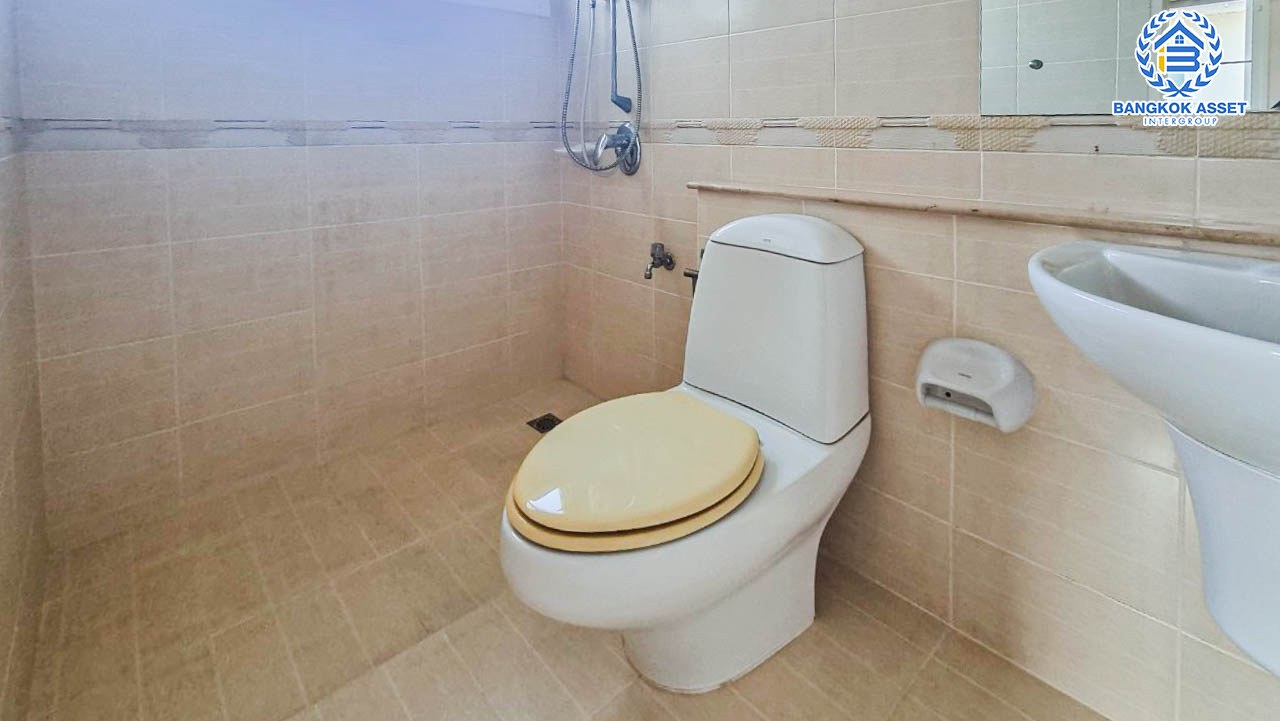 *****บ้านเดี่ยวมือสองนนทบุรี โครงการ เพอร์เฟคมาสเตอร์พีช รัตนาธิเบศร์ หลังมุม! เนื้อที่กว้างขวางถึง 106.7 ตร.ว. ฟังก์ชัน 5 ห้องนอน 5 ห้องน้ำ 2 ที่จอดรถ บ้านสภาพสวย พร้อมอยู่ บนทำเลใกล้รถไฟฟ้าสายสีม่วง "สถานีไทรม้า" เพียง 6 นาทีเท่านั้น เชื่อมต่อ ถนนรัตนาธิเบศร์ ใกล้จุดขึ้นทางด่วน "งามวงศ์วาน"