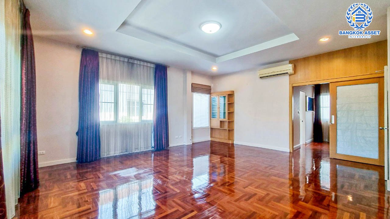 *****บ้านเดี่ยวมือสองนนทบุรี โครงการ เพอร์เฟคมาสเตอร์พีช รัตนาธิเบศร์ หลังมุม! เนื้อที่กว้างขวางถึง 106.7 ตร.ว. ฟังก์ชัน 5 ห้องนอน 5 ห้องน้ำ 2 ที่จอดรถ บ้านสภาพสวย พร้อมอยู่ บนทำเลใกล้รถไฟฟ้าสายสีม่วง "สถานีไทรม้า" เพียง 6 นาทีเท่านั้น เชื่อมต่อ ถนนรัตนาธิเบศร์ ใกล้จุดขึ้นทางด่วน "งามวงศ์วาน"