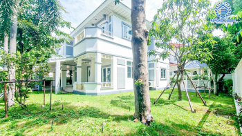 *****บ้านเดี่ยวมือสองนนทบุรี โครงการ เพอร์เฟคมาสเตอร์พีช รัตนาธิเบศร์ หลังมุม! เนื้อที่กว้างขวางถึง 106.7 ตร.ว. ฟังก์ชัน 5 ห้องนอน 5 ห้องน้ำ 2 ที่จอดรถ บ้านสภาพสวย พร้อมอยู่ บนทำเลใกล้รถไฟฟ้าสายสีม่วง "สถานีไทรม้า" เพียง 6 นาทีเท่านั้น เชื่อมต่อ ถนนรัตนาธิเบศร์ ใกล้จุดขึ้นทางด่วน "งามวงศ์วาน"