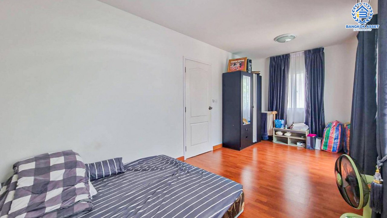 *****บ้านแฝดมือสองสมุทรสาคร โครงการ แลนซีโอ คริป พุทธมณฑลสาย4 เนื้อที่กว้าง 35 ตร.ว. ฟังก์ชัน 3 ห้องนอน 2 ห้องน้ำ 1 ที่จอดรถ แถมฟรี! 3 เครื่องปรับอากาศ 1 เครื่องทำน้ำอุ่น บนทำเลดี เชื่อมต่อถนนพุทธมณฑลสาย4, ถนนเพชรเกษม, ถนนบรมราชชนนี ใกล้จุดขึ้นทางด่วน "เฉลิมมหานคร"