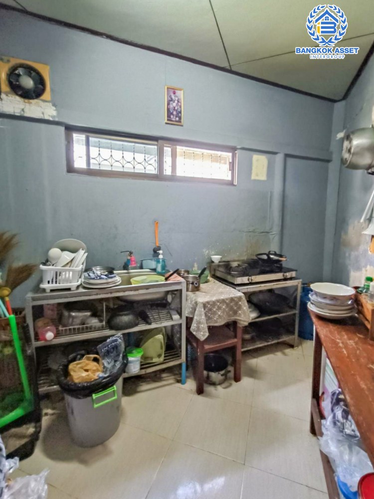 *****บ้านเดี่ยวมือสอง ซอยวัดเชิงกระบือ จรัญสนิทวงศ์ เนื้อที่กว้าง 47 ตร.ว. ฟังก์ชัน 3 ห้องนอน 1 ห้องน้ำ 3 ที่จอดรถ บ้านสภาพเยี่ยม บนพื้นที่กว้างขวาง ทำเลเดินทางสะดวก เชื่อมต่อถนนอิสรภาพ ถนนจรัญสนิทวงศ์ ถนนสิรินธร เชื่อมต่อทุกการเดินทางใกล้ MRT สายสีน้ำเงิน "สถานีบางอ้อ"