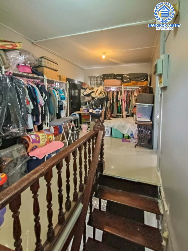 *****บ้านเดี่ยวมือสอง ซอยวัดเชิงกระบือ จรัญสนิทวงศ์ เนื้อที่กว้าง 47 ตร.ว. ฟังก์ชัน 3 ห้องนอน 1 ห้องน้ำ 3 ที่จอดรถ บ้านสภาพเยี่ยม บนพื้นที่กว้างขวาง ทำเลเดินทางสะดวก เชื่อมต่อถนนอิสรภาพ ถนนจรัญสนิทวงศ์ ถนนสิรินธร เชื่อมต่อทุกการเดินทางใกล้ MRT สายสีน้ำเงิน "สถานีบางอ้อ"