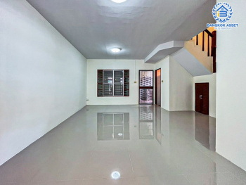 *****ทาวน์เฮ้าส์มือสอง โครงการ พฤกษา14B กาญจนาภิเษก เนื้อที่ 18 ตร.ว. ฟังก์ชัน 3 ห้องนอน 2 ห้องน้ำ 1 ที่จอดรถ บ้านสวย พร้อมอยู่ บนทำเลแห่งการเดินทาง เชื่อมต่อถนนกาญจนาภิเษก ถนนราชพฤกษ์ ใกล้รถไฟฟ้าสายสีม่วง "สถานีคลองบางไผ่" และจุดขึ้นทางด่วน "ศรีรัช"