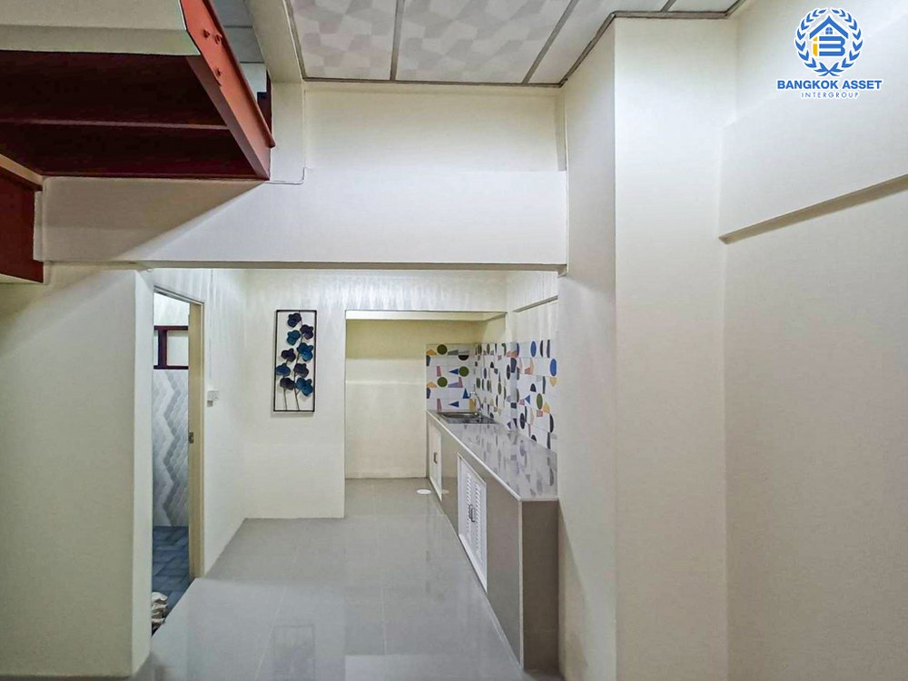 *****ทาวน์เฮ้าส์มือสอง ธราดลวิว รังสิต-นครนายก เนื้อที่ 16 ตร.ว. ฟังก์ชัน 2 ห้องนอน 2 ห้องน้ำ 1 ที่จอดรถ  บ้านสวย ภายในพร้อมเข้าอยู่ ทำเลโครงการยอดเยี่ยม  เชื่อมต่อถนนรังสิต-นครนายก ถนนพหลโยธิน ใกล้รถไฟฟ้าสายสีแดง "สถานีรังสิต"