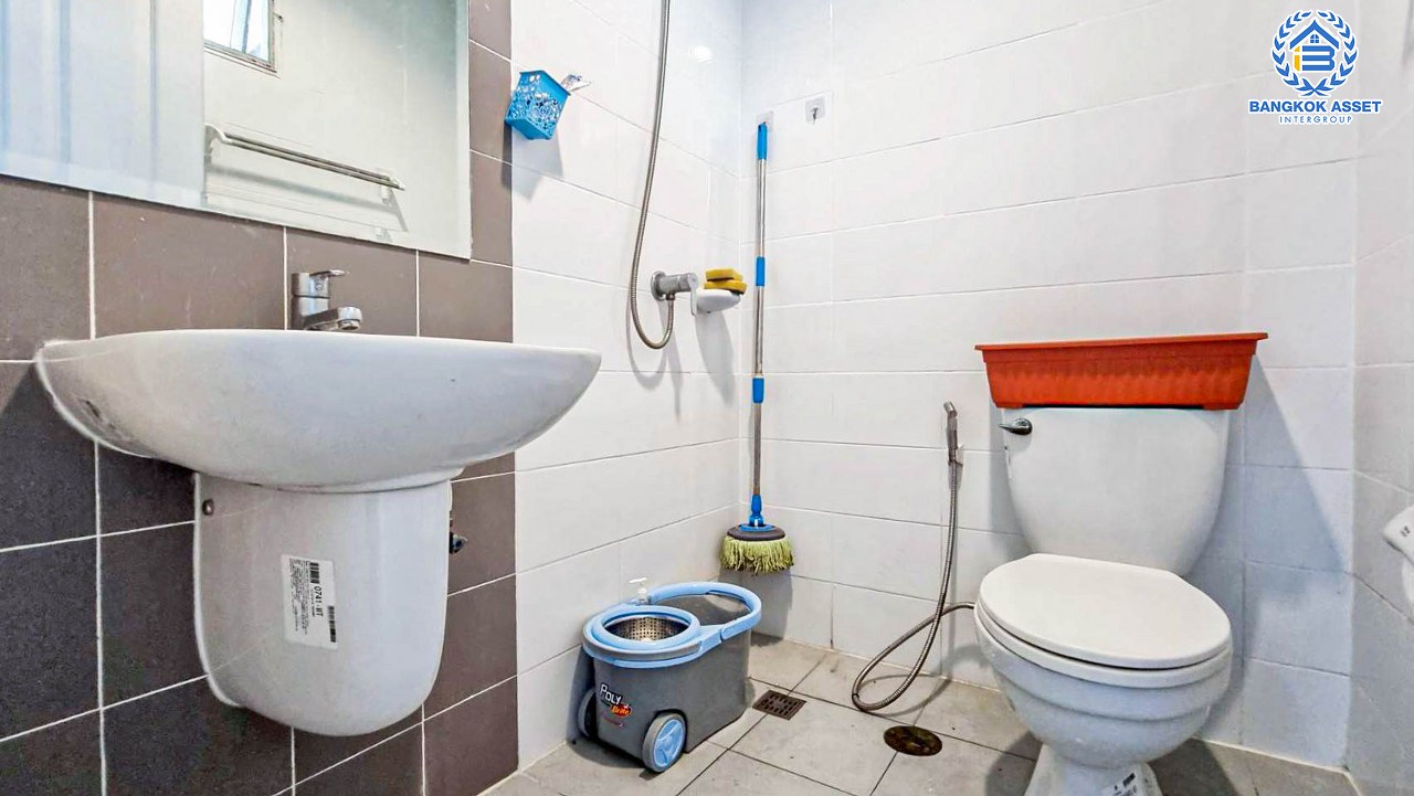 *****ทาวน์เฮ้าส์มือสองนนทบุรี หมู่บ้าน อารียา ไทรน้อย เนื้อที่กว้าง 20.3 ตร.ว. ฟังก์ชัน 3 ห้องนอน 2 ห้องน้ำ 2 ที่จอดรถ ใช้วัสดุอย่างดีทั้งภายนอก แถมฟรี! เครื่องปรับอากาศ บนทำเลดี เข้า-ออกได้หลายเส้นทาง เชื่อมต่อถนนบางกรวย-กรุงเทพ, ถนนบางกรวย-ไทรน้อย จองเลย!