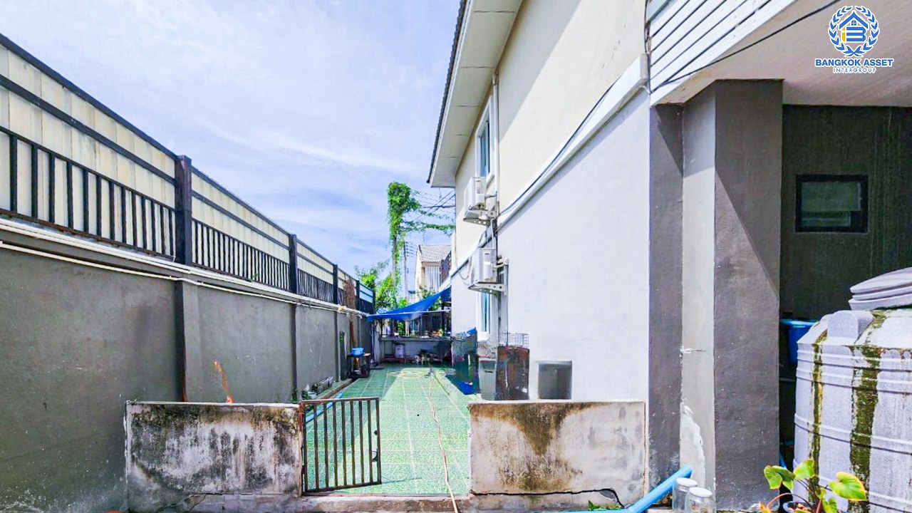 *****ทาวน์เฮ้าส์มือสองนครปฐม โครงการ มณฑาทิพย์ เพชรเกษม หลังมุม! เนื้อที่กว้างขวางถึง 57.6 ตร.ว. ฟังก์ชัน 6 ห้องนอน 4 ห้องน้ำ 1 ที่จอดรถ ทาวน์เฮ้าส์หลังใหญ่เท่าบ้านเดี่ยว!! บนทำเลดี เชื่อมต่อถนนเพชรเกษม, ถนนราชวิถี ราคาคุ้มสุดในย่านนี้