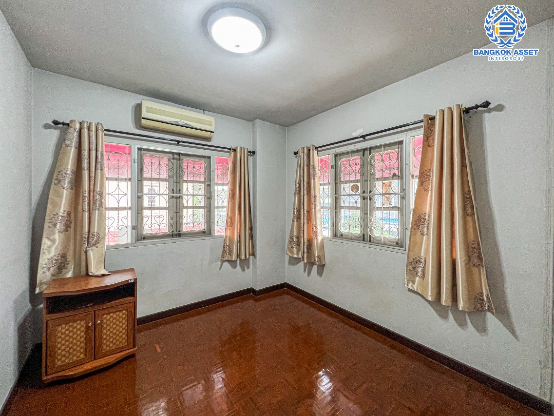 *****บ้านเดี่ยวมือสองนนทบุรี โครงการ ลภาวัล10 ชัยพฤกษ์ เนื้อที่กว้างขวางถึง 62 ตร.ว. ฟังก์ชัน 3 ห้องนอน 2 ห้องน้ำ 2 ที่จอดรถ บ้านสภาพสวย ราคาถูก บนทำเลดี เชื่อมต่อถนนราชพฤกษ์, ถนนชัยพฤกษ์, ถนนกาญจนาภิเษก จองเลย!