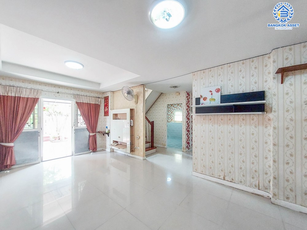 *****บ้านเดี่ยวมือสอง โครงการ คุณาภัทร3 บ้านกล้วย-ไทรน้อย เนื้อที่ 52.5 ตร.ว. ฟังก์ชัน 4 ห้องนอน 3 ห้องน้ำ 2 ที่จอดรถ ราคาคุ้มค่าที่สุดในโครงการ บนทำเลแห่งการเดินทาง เชื่อมต่อกาญจนาภิเษก ใกล้รถไฟฟ้าสายมีม่วง "สถานีคลองบางไผ่" และทางด่วน "ศรีรัช"