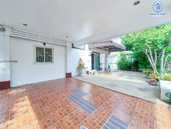 *****บ้านเดี่ยวมือสอง โครงการ คุณาภัทร3 บ้านกล้วย-ไทรน้อย เนื้อที่ 52.5 ตร.ว. ฟังก์ชัน 4 ห้องนอน 3 ห้องน้ำ 2 ที่จอดรถ ราคาคุ้มค่าที่สุดในโครงการ บนทำเลแห่งการเดินทาง เชื่อมต่อกาญจนาภิเษก ใกล้รถไฟฟ้าสายมีม่วง "สถานีคลองบางไผ่" และทางด่วน "ศรีรัช"