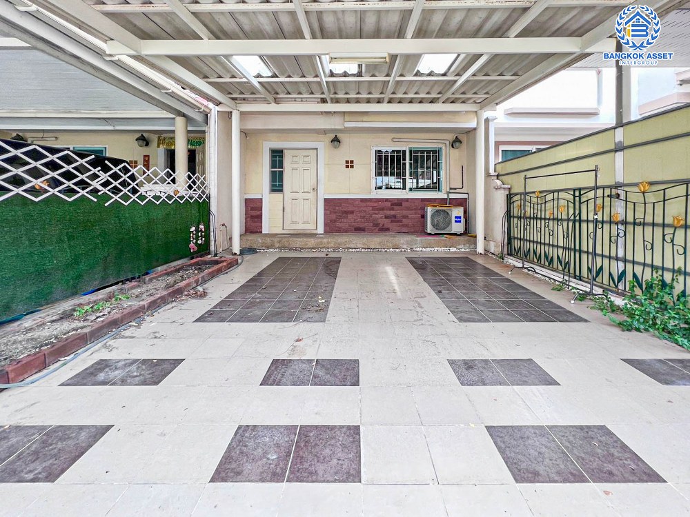 *****ทาวน์โฮมมือสอง โครงการ ศุภาลัย พาร์ควิลล์ รามอินทรา เนื้อที่ 22.90 ตร.ว. ฟังก์ชัน 3 ห้องนอน 3 ห้องน้ำ 2 ที่จอดรถ สภาพดีเยี่ยม พร้อมอยู่ แถมฟรี! เครื่องปรับอากาศ เครื่องทำน้ำอุ่น บนทำเลเดินทางสะดวก เชื่อมต่อถนนรามอินทรา ถนนพหลโยธิน รถไฟฟ้าสายสีเขียว "สถานีสะพานใหม่" และทางด่วน "ฉลองรัช"