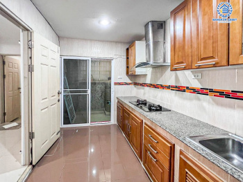 *****ทาวน์โฮมมือสอง โครงการ ศุภาลัย พาร์ควิลล์ รามอินทรา เนื้อที่ 22.90 ตร.ว. ฟังก์ชัน 3 ห้องนอน 3 ห้องน้ำ 2 ที่จอดรถ สภาพดีเยี่ยม พร้อมอยู่ แถมฟรี! เครื่องปรับอากาศ เครื่องทำน้ำอุ่น บนทำเลเดินทางสะดวก เชื่อมต่อถนนรามอินทรา ถนนพหลโยธิน รถไฟฟ้าสายสีเขียว "สถานีสะพานใหม่" และทางด่วน "ฉลองรัช"