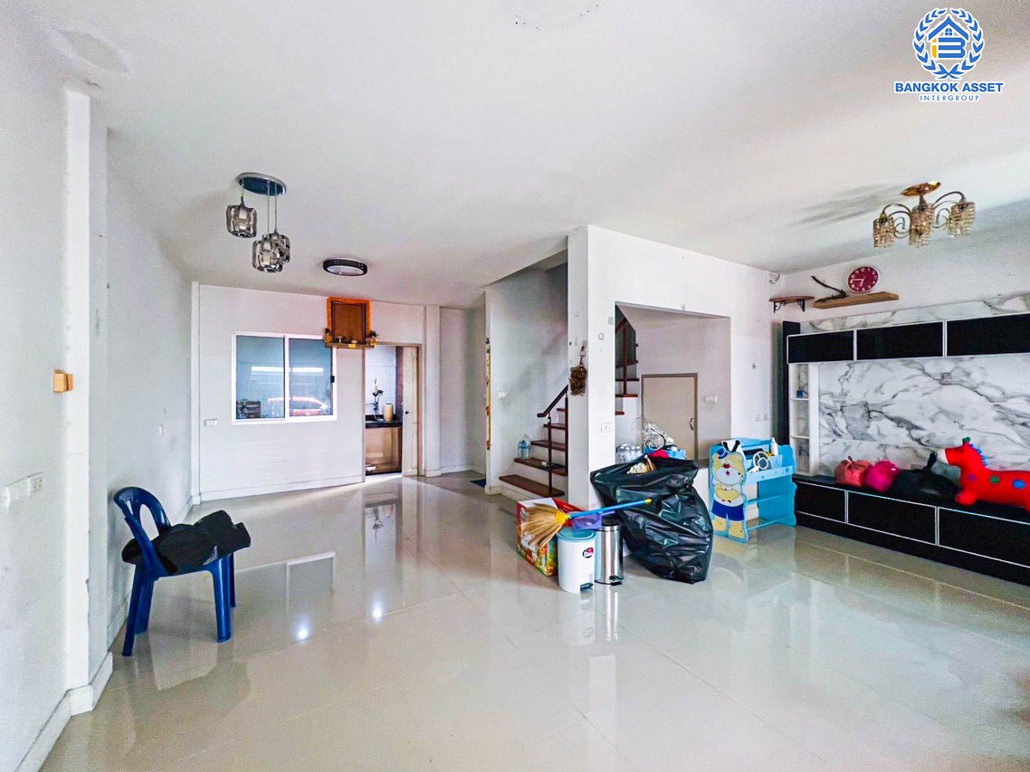 *****ทาวน์เฮ้าส์มือสองนนทบุรี โครงการ ศุภาลัย โนโววิลล์ วงแหวน-บางใหญ่ เนื้อที่กว้าง 20.7 ตร.ว. ฟังก์ชัน 3 ห้องนอน 2 ห้องน้ำ 2 ที่จอดรถ โครงการใหม่ สภาพบ้านดี บนทำเลดี เชื่อมต่อถนนกาญจนาภิเษก, ถนนสะพานนนทบุรี-บางบัวทอง ใกล้รถไฟฟ้าสายสีม่วง "สถานีคลองบางไผ่" ในราคาไม่เเพง!