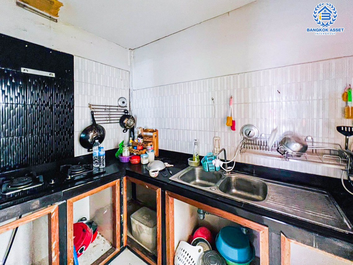 *****ทาวน์เฮ้าส์มือสองนนทบุรี โครงการ ศุภาลัย โนโววิลล์ วงแหวน-บางใหญ่ เนื้อที่กว้าง 20.7 ตร.ว. ฟังก์ชัน 3 ห้องนอน 2 ห้องน้ำ 2 ที่จอดรถ โครงการใหม่ สภาพบ้านดี บนทำเลดี เชื่อมต่อถนนกาญจนาภิเษก, ถนนสะพานนนทบุรี-บางบัวทอง ใกล้รถไฟฟ้าสายสีม่วง "สถานีคลองบางไผ่" ในราคาไม่เเพง!